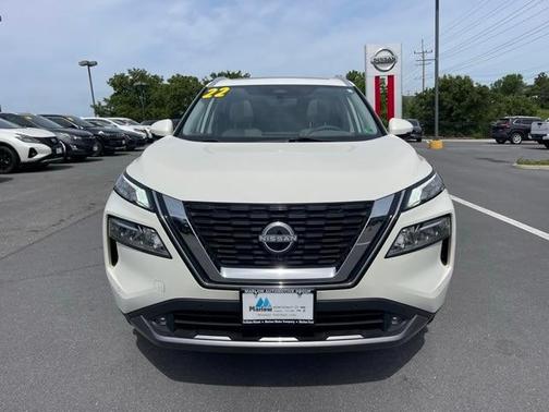 2022 Nissan Rogue SL