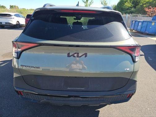 Jungle Green 2025 Kia Sportage X-Line