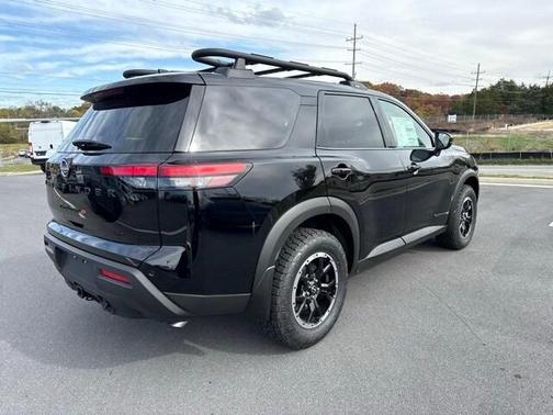 2025 Nissan Pathfinder Rock Creek