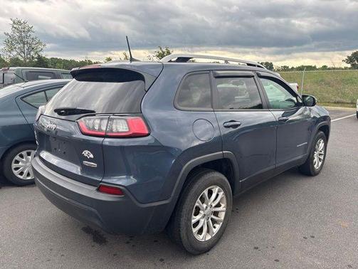 Slate Blue Pearlcoat 2020 Jeep Cherokee Latitude