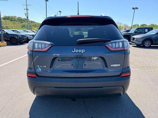 Slate Blue Pearlcoat 2020 Jeep Cherokee Latitude