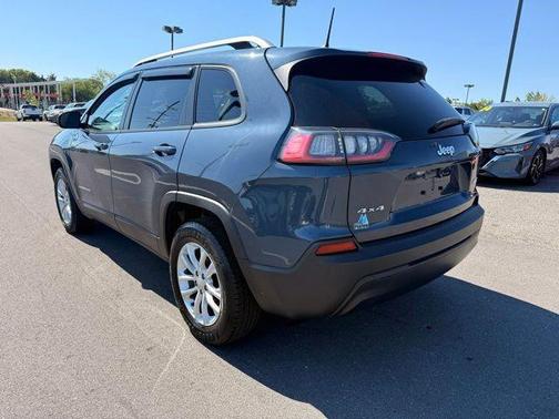 Slate Blue Pearlcoat 2020 Jeep Cherokee Latitude