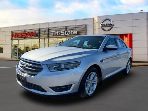 2016 Ford Taurus SEL