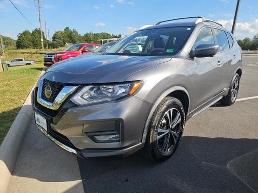 2020 Nissan Rogue SV