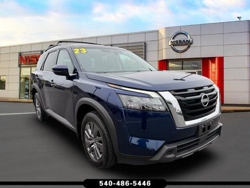 Deep Ocean Blue 2023 Nissan Pathfinder SV