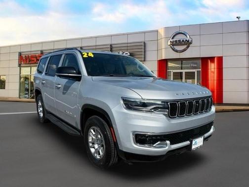2024 Jeep Wagoneer Base