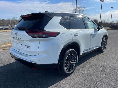 2025 Nissan Rogue Platinum
