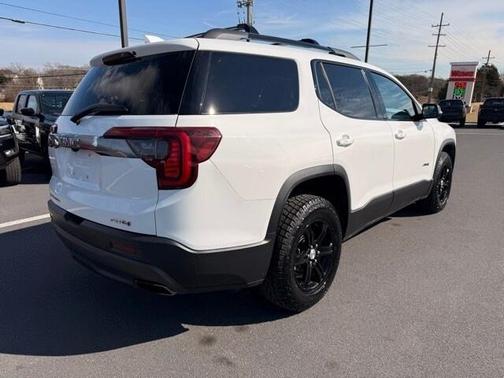 2020 GMC Acadia AT4