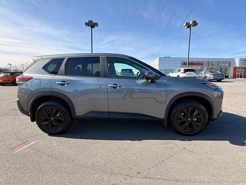 Gun Metallic 2023 Nissan Rogue SV