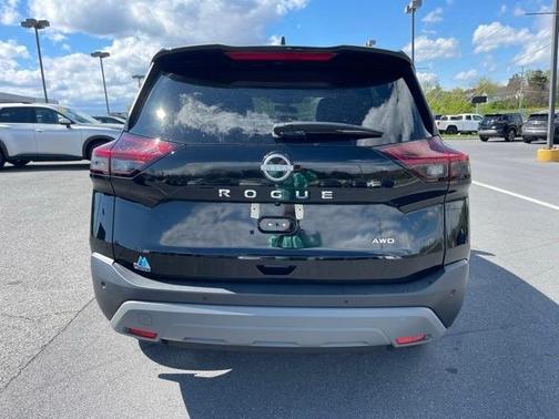 2022 Nissan Rogue S