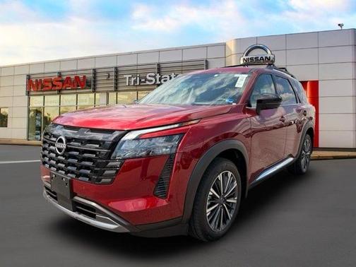 Scarlet Ember 2026 Nissan Pathfinder Platinum