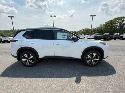 2025 Nissan Rogue SL