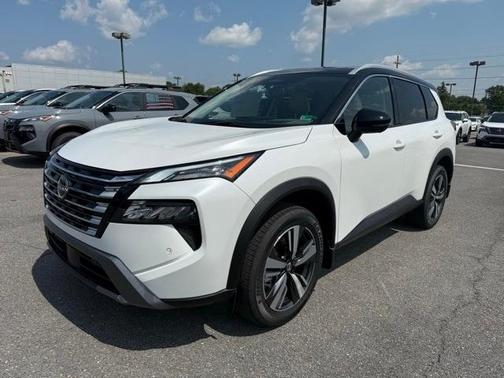 2025 Nissan Rogue SL