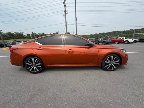 2021 Nissan Altima 2.5 SR