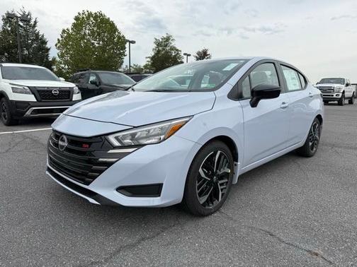 2025 Nissan Versa 1.6 SR