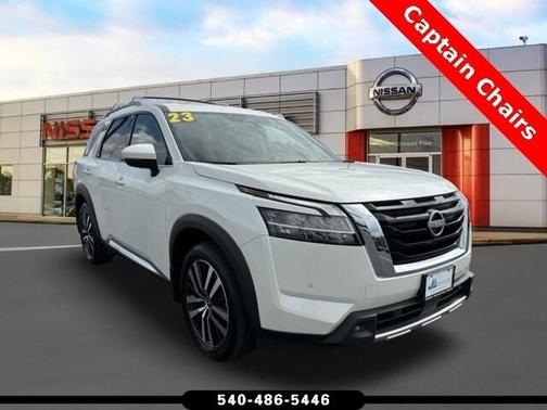 2023 Nissan Pathfinder Platinum