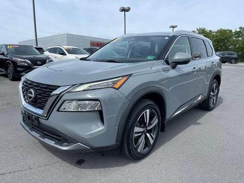 2022 Nissan Rogue SL
