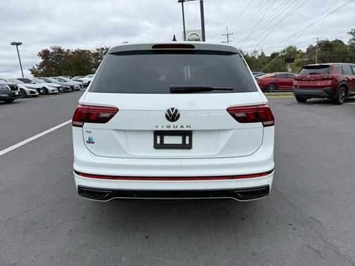 2022 Volkswagen Tiguan 2.0T SE R-Line Black