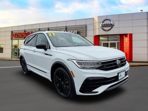 2022 Volkswagen Tiguan 2.0T SE R-Line Black