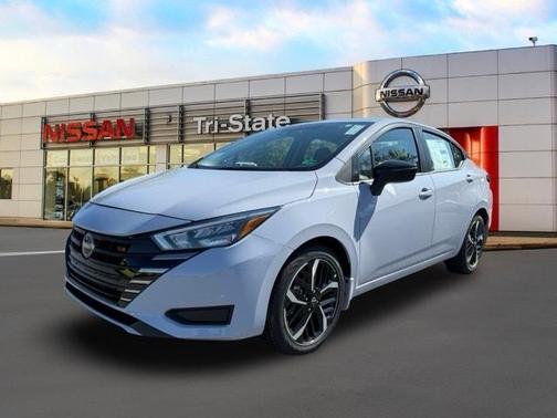 2025 Nissan Versa 1.6 SR