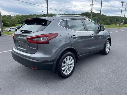 2022 Nissan Rogue Sport SV