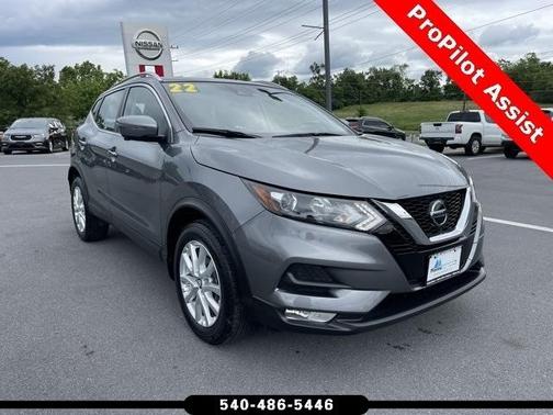 2022 Nissan Rogue Sport SV