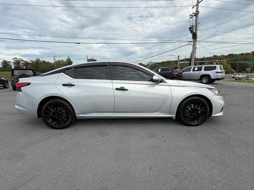 2021 Nissan Altima 2.5 SL