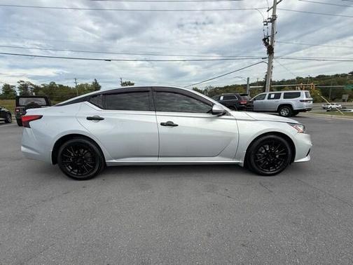 2021 Nissan Altima 2.5 SL