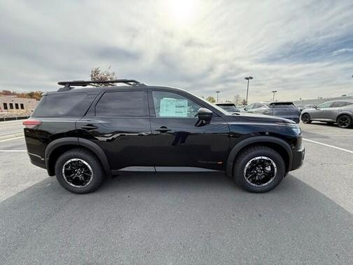 2025 Nissan Pathfinder Rock Creek