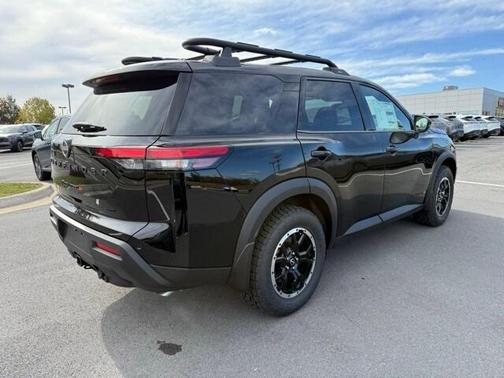 2025 Nissan Pathfinder Rock Creek