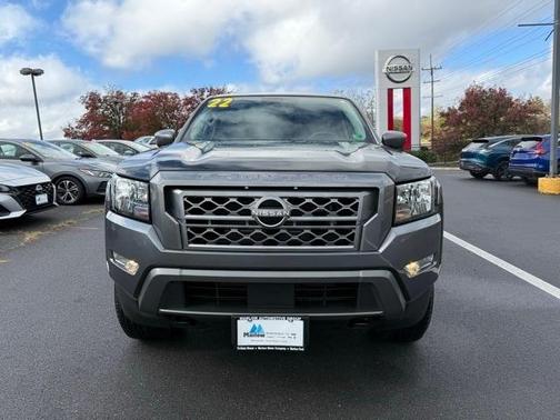 2022 Nissan Frontier SV