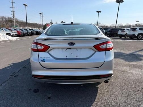 2016 Ford Fusion S