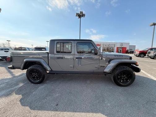 2023 Jeep Gladiator Sport