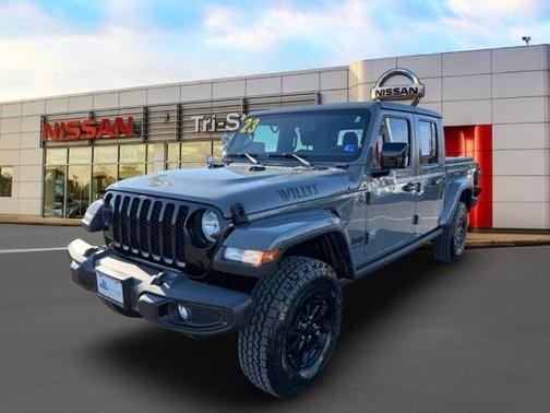 2023 Jeep Gladiator Sport