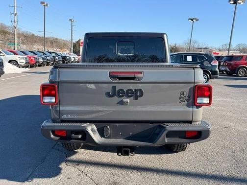 2023 Jeep Gladiator Sport