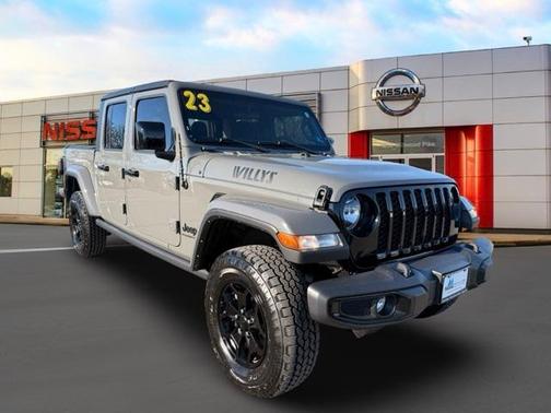 2023 Jeep Gladiator Sport