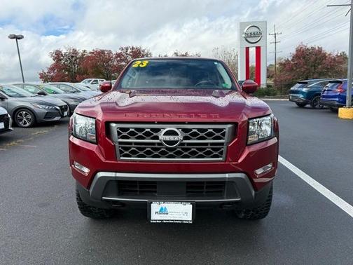2023 Nissan Frontier SV
