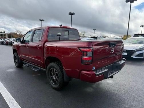 2023 Nissan Frontier SV