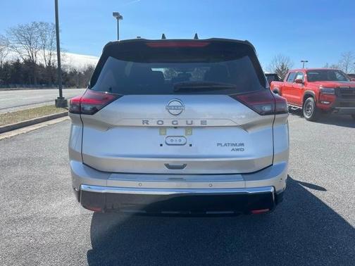 2025 Nissan Rogue Platinum