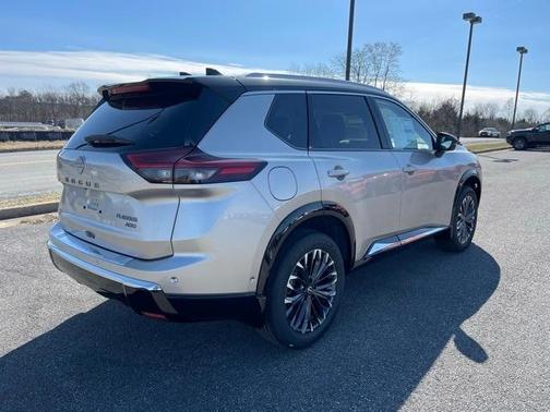2025 Nissan Rogue Platinum