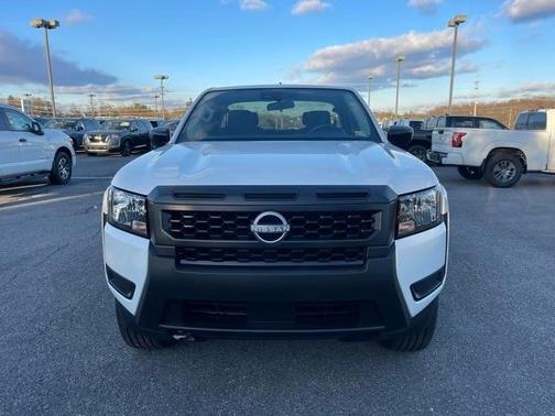 2025 Nissan Frontier S