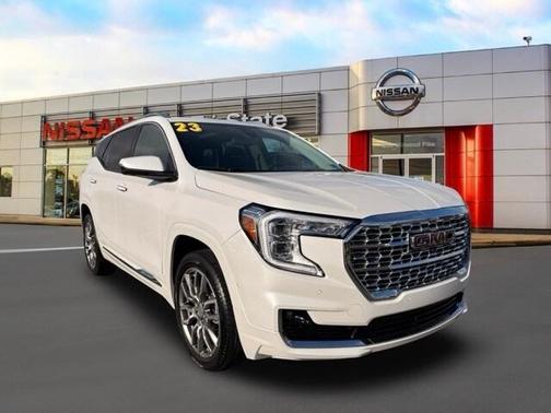 2023 GMC Terrain Denali
