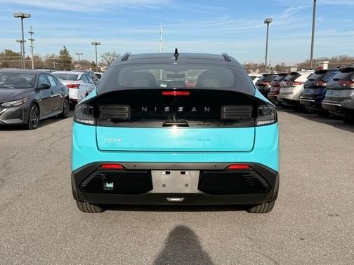 2026 Nissan Leaf PLAT+