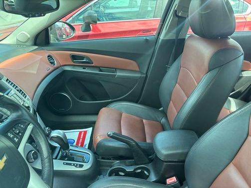 Black Granite Metallic 2012 Chevrolet Cruze 2LT