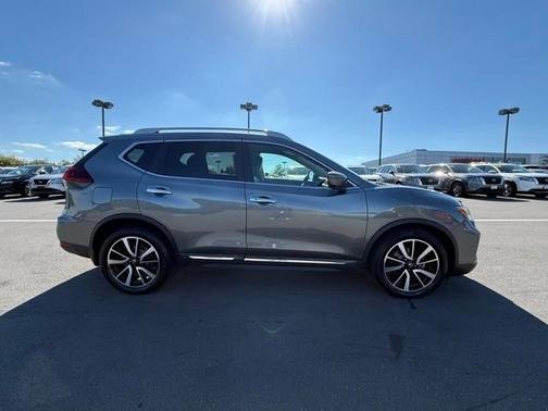 2020 Nissan Rogue SL