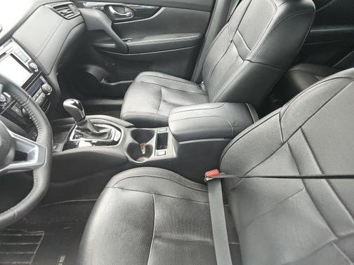 2020 Nissan Rogue SL