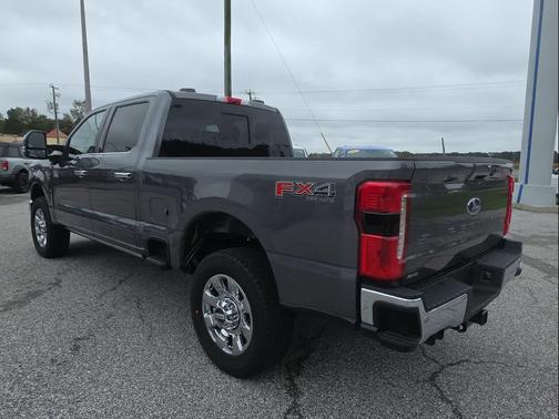 2025 Ford F-350 Lariat