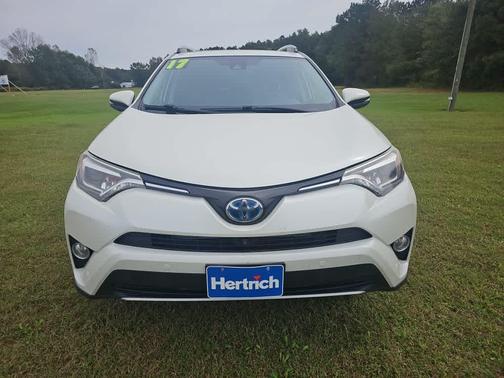 2017 Toyota RAV4 Hybrid SE
