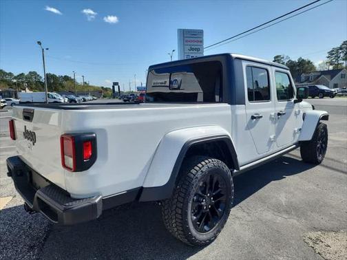 2025 Jeep Gladiator Nighthawk