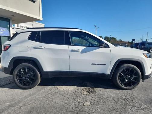 2025 Jeep Compass Latitude